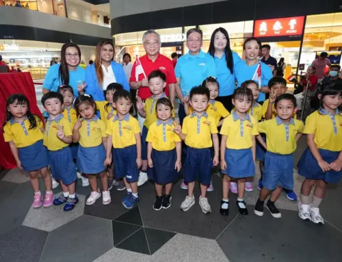 Deputy Prime Minister Gan Kim Yong Celebrates National Day with Skool4Kidz